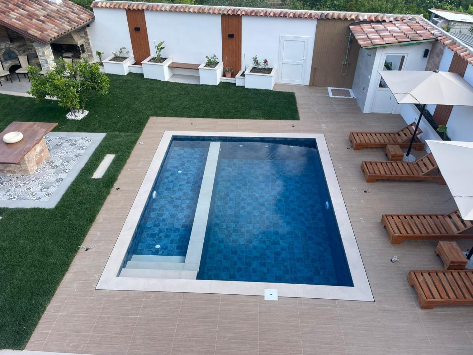 Villa Lejzo - Swimming Pool Berat Extérieur photo